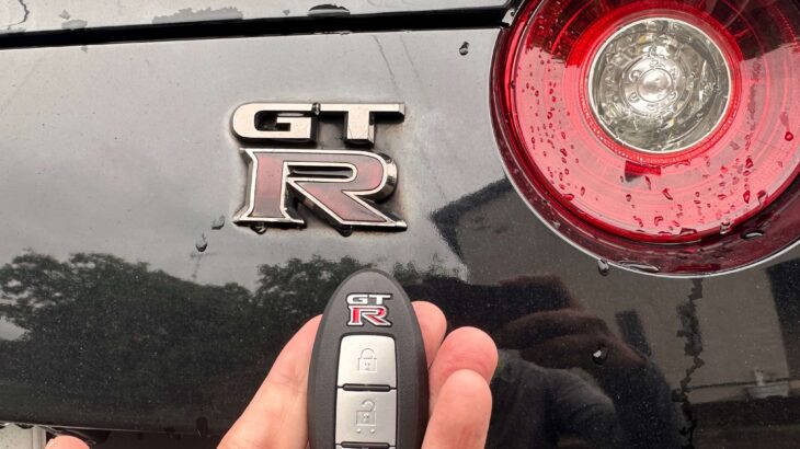【朝霞市の鍵屋】GTR-R35のスマートキー（鍵）を紛失（なくした）したことによる作成【出張登録】